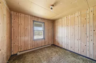 9800 Williams Rd, Diamond, OH 44412 - Photo 16