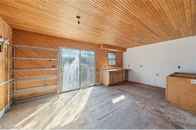 9800 Williams Road, Diamond, OH 44412 - Photo 8