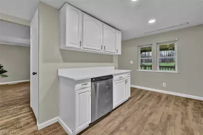 475 Munroe Falls Road, Tallmadge, OH 44278 - Photo 10