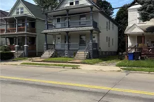 946 E 79th St, Loveland, OH 44103 - Photo 12