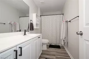 887 Woodfield Ln, Brunswick, OH 44212 - Photo 22