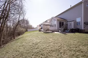 887 Woodfield Ln, Brunswick, OH 44212 - Photo 36