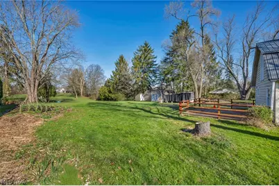 2526 River Road, Willoughby Hills, OH 44094 - Photo 32