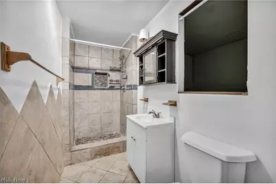 2526 River Road, Willoughby Hills, OH 44094 - Photo 18