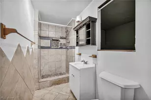 2526 River Rd, Willoughby Hills, OH 44094 - Photo 18