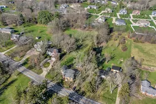 2526 River Rd, Willoughby Hills, OH 44094 - Photo 36