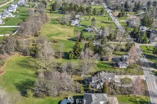 2526 River Rd, Willoughby Hills, OH 44094 - Photo 38