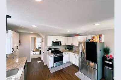 25291 Chatworth Drive, Euclid, OH 44117 - Photo 6