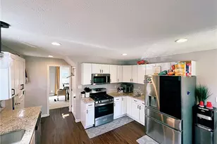 25291 Chatworth Dr, Euclid, OH 44117 - Photo 6