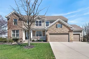 18079 Clare Ct, Strongsville, OH 44149 - Photo 2