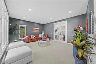 6162 Chagrin Highlands Dr, Solon, OH 44139 - Photo 6