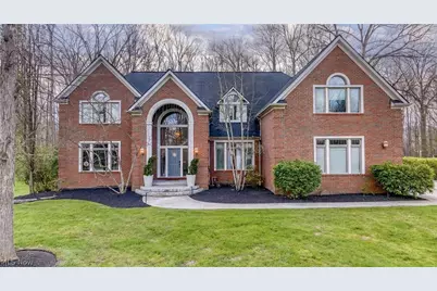 6162 Chagrin Highlands Drive, Solon, OH 44139 - Photo 2