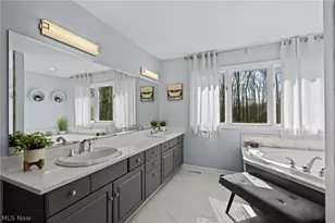 6162 Chagrin Highlands Dr, Solon, OH 44139 - Photo 24