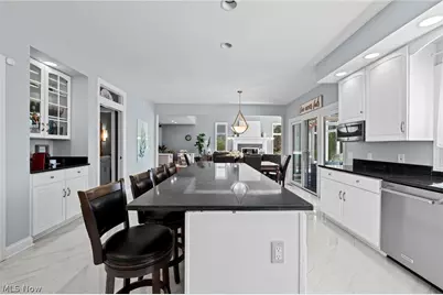 6162 Chagrin Highlands Drive, Solon, OH 44139 - Photo 14