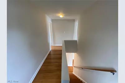 805 E 254th Street, Euclid, OH 44132 - Photo 8