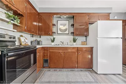 2806 33rd Street NE, Canton, OH 44705 - Photo 4