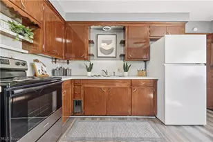 2806 33rd St NE, Canton, OH 44705 - Photo 4