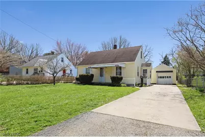 2806 33rd Street NE, Canton, OH 44705 - Photo 1