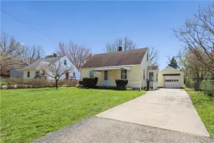 2806 33rd St NE, Canton, OH 44705 - Photo 1