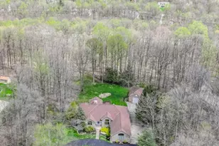 9855 Breckenridge Dr, Chardon, OH 44024 - Photo 8