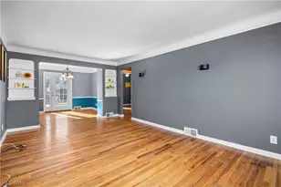 6017 Hodgman Dr, Parma Heights, OH 44130 - Photo 14