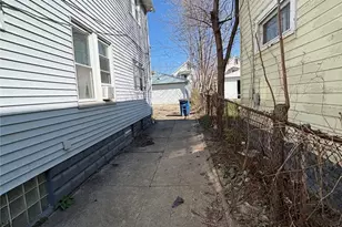 11817 Dove Ave, Loveland, OH 44105 - Photo 2