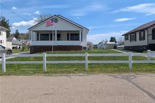 229 Church St, Hopedale, OH 43976 - Photo 2