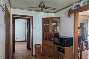 229 Church St, Hopedale, OH 43976 - Photo 10