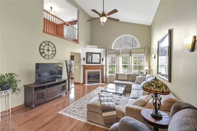 30941 Pepper Mill Court #83B, North Olmsted, OH 44070 - Photo 2