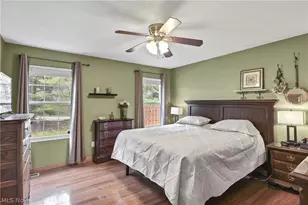 30941 Peppermill Ct, North Olmsted, OH 44070 - Photo 4