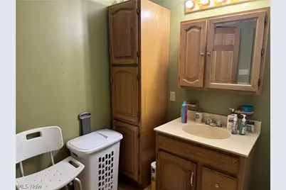 2112 Warren Avenue, Akron, OH 44320 - Photo 14