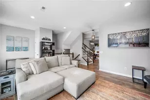 1410 Hopkins Ave, Oakwood, OH 44107 - Photo 8