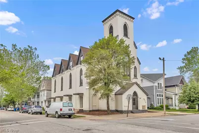 2130 W 42nd Street #3, Loveland, OH 44113 - Photo 2