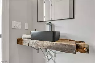 2130 W 42nd St, Loveland, OH 44113 - Photo 18