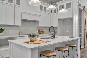 2130 W 42nd St, Loveland, OH 44113 - Photo 12