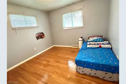 8945 Big Creek Parkway, Strongsville, OH 44149 - Photo 12