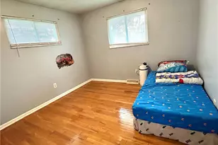 8945 Big Creek Pkwy, Strongsville, OH 44149 - Photo 12