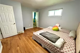 8945 Big Creek Pkwy, Strongsville, OH 44149 - Photo 8