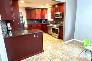 8945 Big Creek Pkwy, Strongsville, OH 44149 - Photo 2