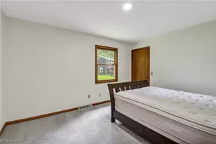 32078 Willow Cir, Avon Lake, OH 44012 - Photo 24