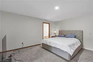 32078 Willow Cir, Avon Lake, OH 44012 - Photo 30
