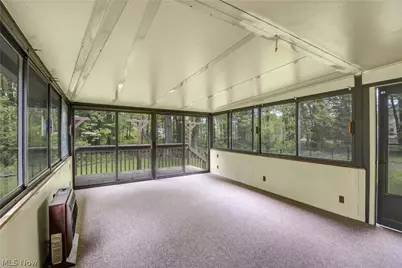 32078 Willow Circle, Avon Lake, OH 44012 - Photo 4