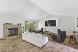 32078 Willow Cir, Avon Lake, OH 44012 - Photo 10