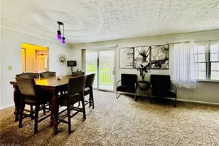 3160 Dewalt Dr, Akron, OH 44312 - Photo 4