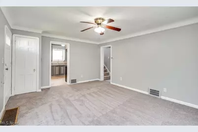 12013 Wayland Avenue, Loveland, OH 44111 - Photo 6