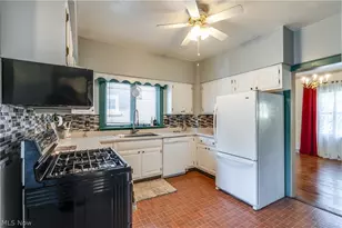 326 19th St NW, Canton, OH 44709 - Photo 18