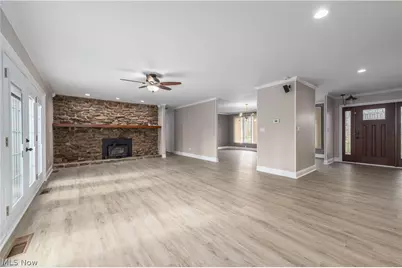 12101 The Bluffs, Strongsville, OH 44136 - Photo 14