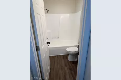 122 Royal Crest Dr, Seville, OH 44273 - Photo 8