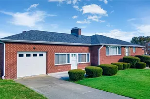 162 Locust Ln, Follansbee, WV 26037 - Photo 2