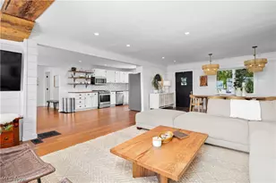 4247 E Lake Rd, Sheffield Lake, OH 44054 - Photo 12